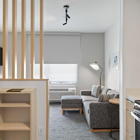 Towneplace Suites By Marriott White Hall Экстерьер фото