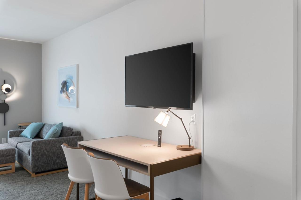 Towneplace Suites By Marriott White Hall Экстерьер фото